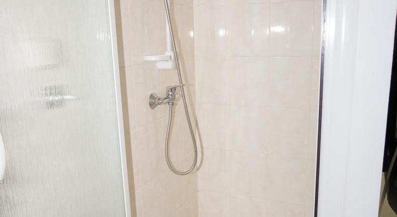 Hostel Metro وارسو المظهر الخارجي الصورة