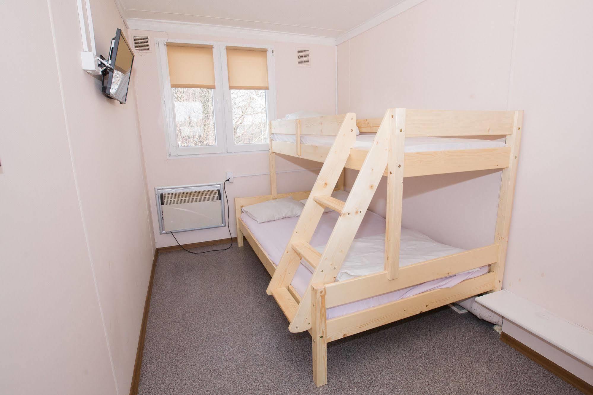Hostel Metro وارسو المظهر الخارجي الصورة